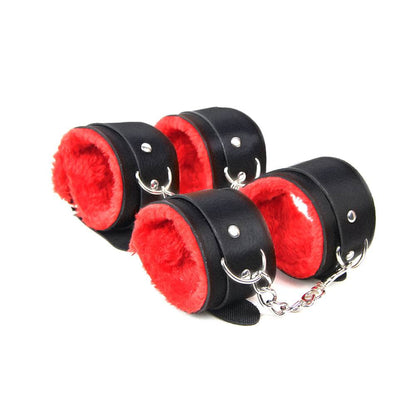 Wild Accessory Set